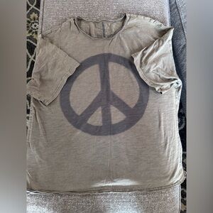 ☮️SHEIN Tee☮️